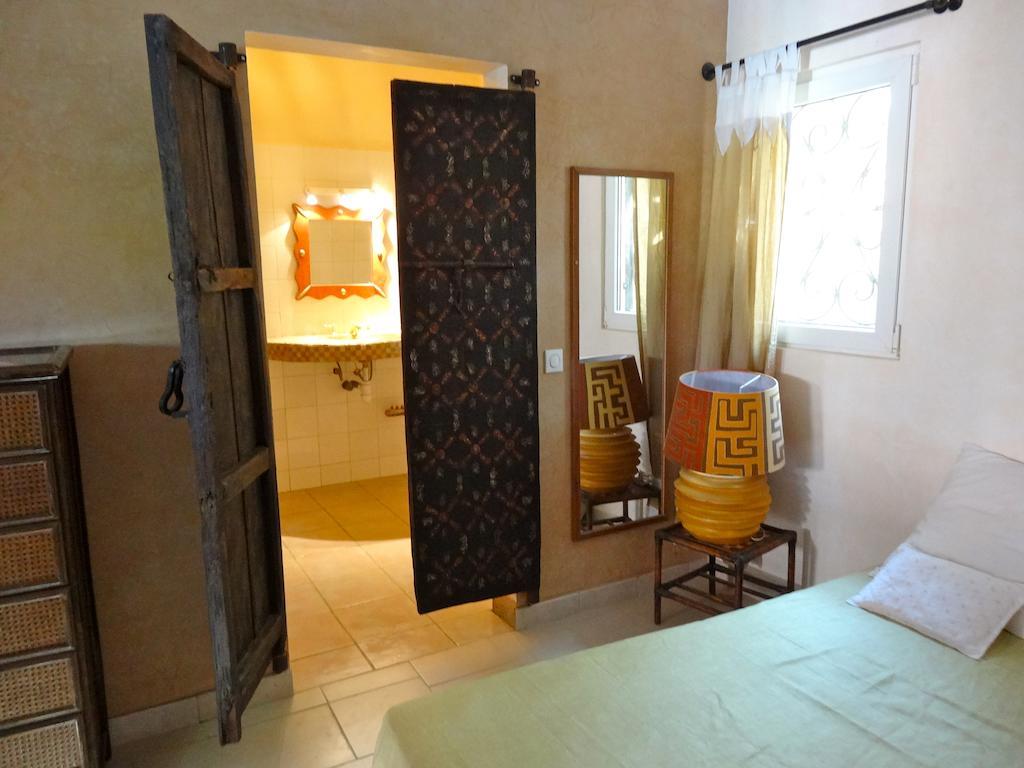 سالي بوخْتيودال Hotel Le Clos Des Papillons الغرفة الصورة